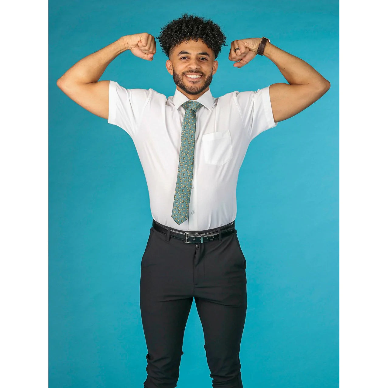 Camisa blanca con cuello